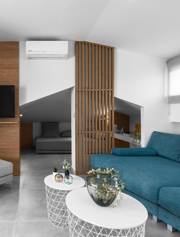 Pola'S Loft Daire Ierissos Dış mekan fotoğraf