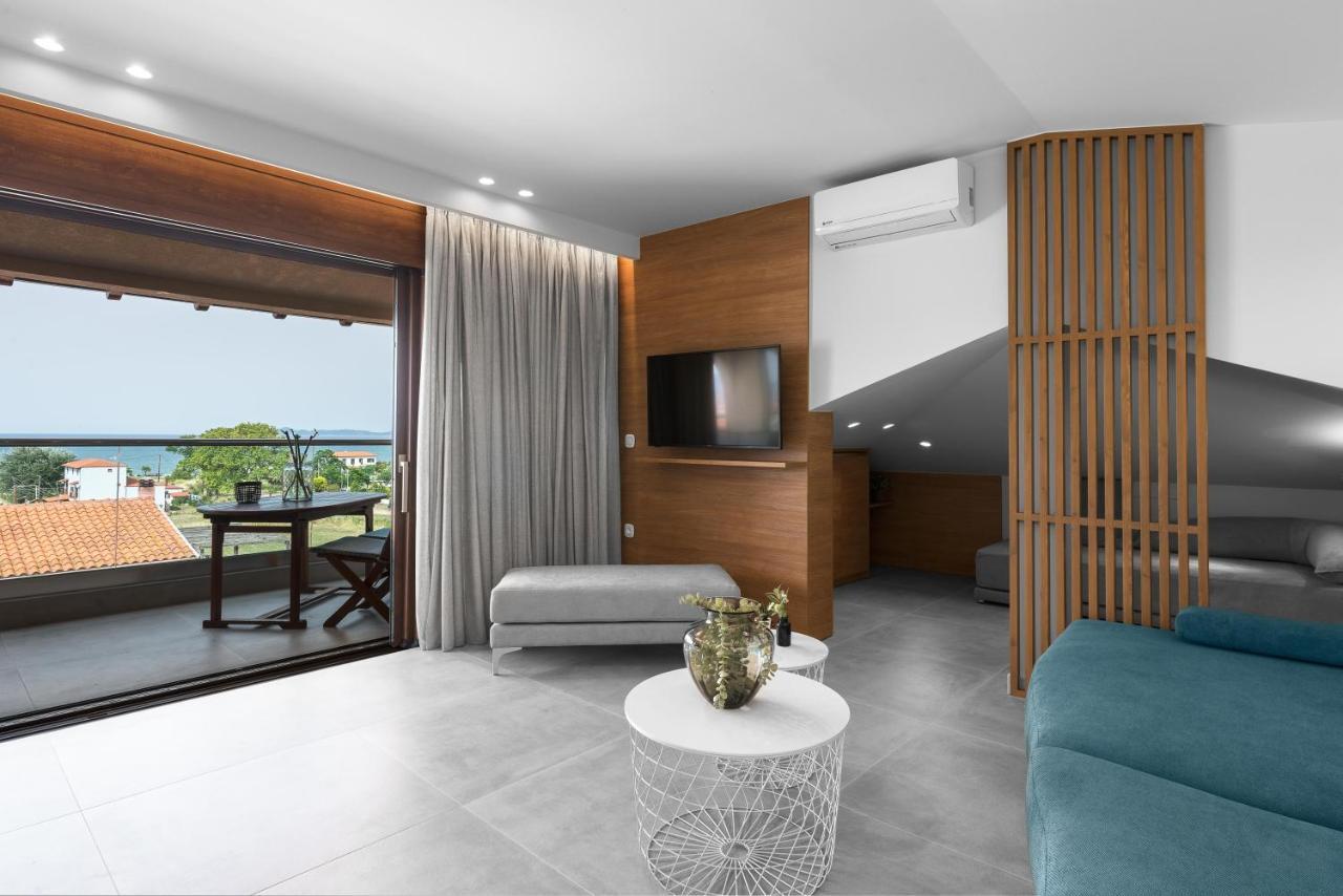 Pola'S Loft Daire Ierissos Dış mekan fotoğraf