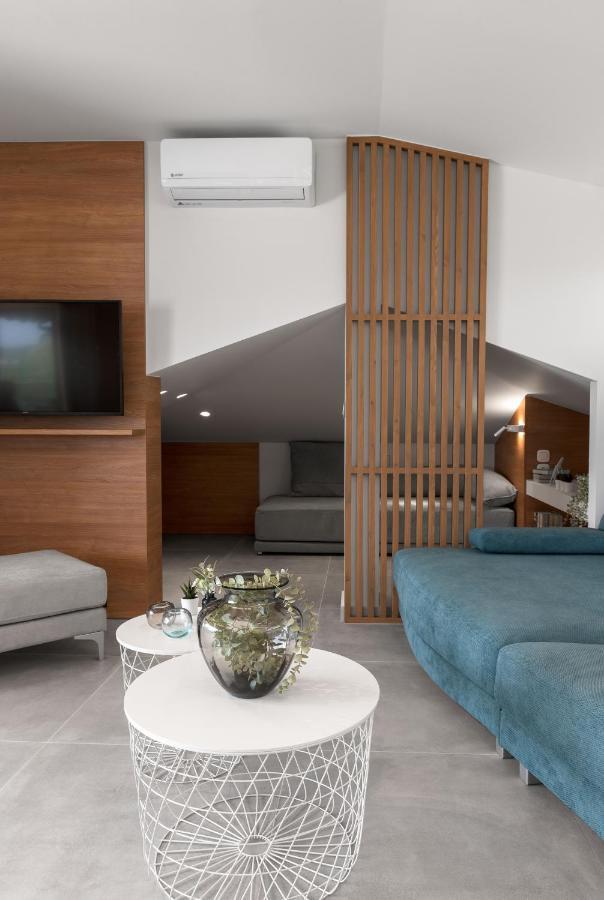 Pola'S Loft Daire Ierissos Dış mekan fotoğraf